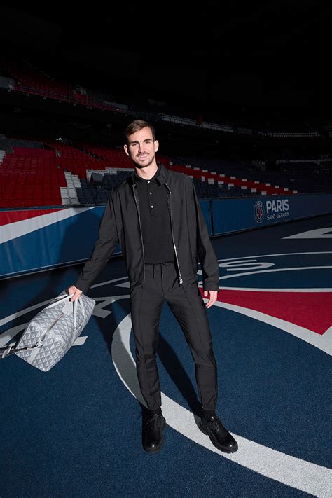 dior x psg|kim jones paris saint germain.